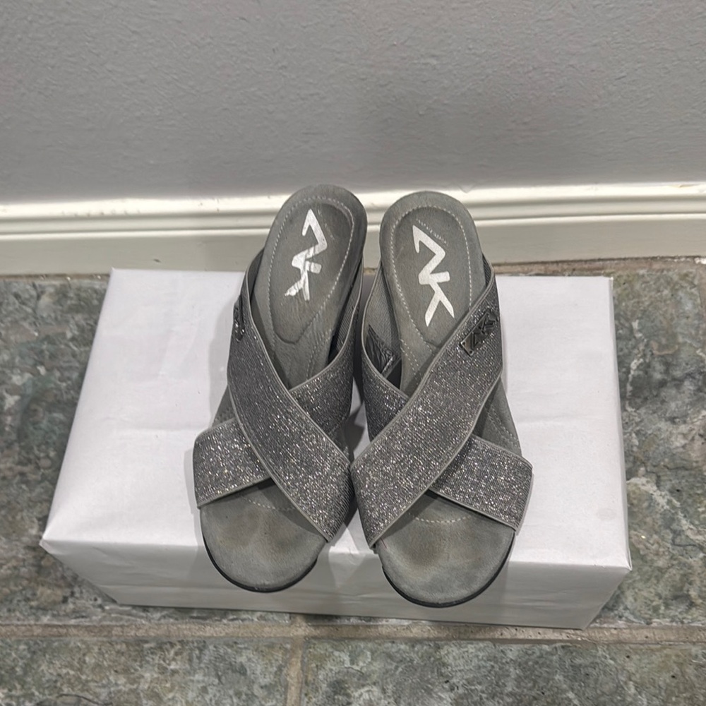 Women's Gray Slide Sandals